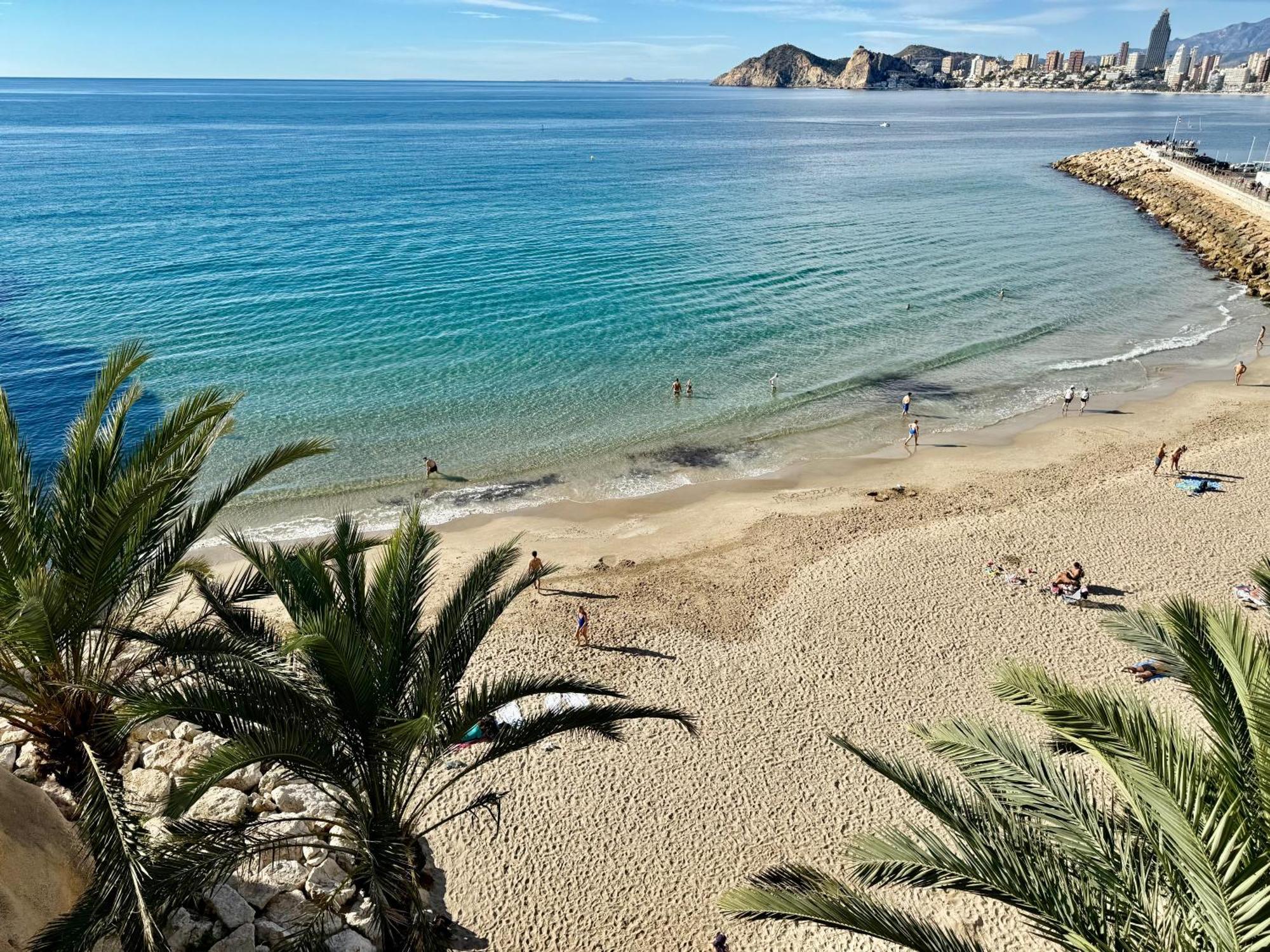 Casa De La Playa In The Old Town Of Apartment